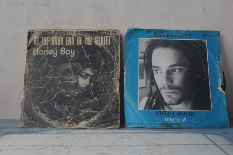 Vinyl R12