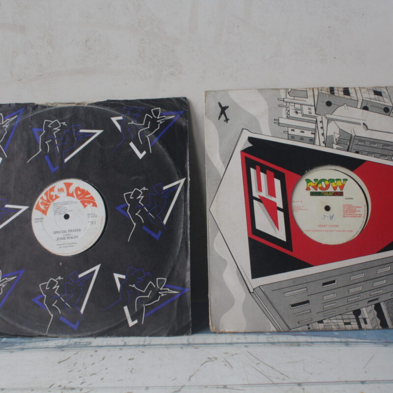 Vinyl R8